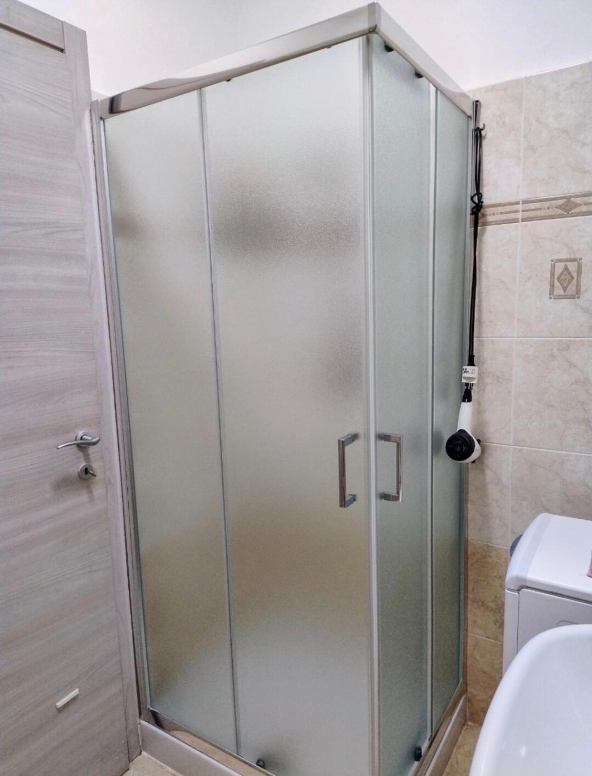 ראפאלו Camera Privata Nell'Appartamento In Zona Residenziale Con 2 Piscine מראה חיצוני תמונה